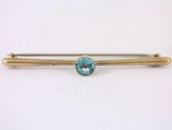 AQUAMARINE BROOCH 9CT GOLD LADIES STUNNING VINTAGE 375 1.2G BN1