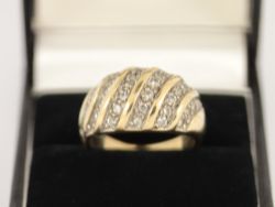 CLUSTER RING 9CT YELLOW GOLD LADIES SIZE O 3/4 375 6.3G IF19