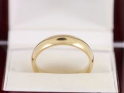 WEDDING BAND 9CT GOLD GENTS RING SIZE Z 375 7.3G