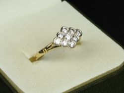 DIAMOND CLUSTER RING 18CT GOLD LADIES SIZE N 1/2 750 3.3G FE76