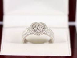 DIAMOND HEART CLUSTER RING STERLING SILVER LADIES SIZE P 1/2 925 3.8G AX74