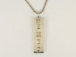 VINTAGE BULLION BAR PENDANT STERLING SILVER SHEFFIELD 1977 16.25
