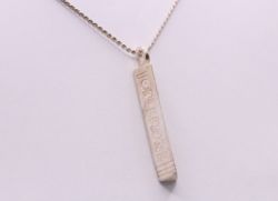 TOBLERONE PENDANT CHARM CHAIN NECKLACE 16