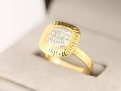 DIAMOND CLUSTER RING 18CT GOLD LADIES SIZE N 750 6.9G CO63
