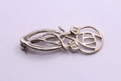 MACKINTOSH STYLE STERLING SILVER BROOCH VINTAGE LADIES BROACH GIFT 3.6G AAC483