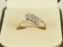 DIAMOND TRILOGY RING 18CT GOLD LADIES SIZE P 1/2 750 STUNNING 3G FJ76
