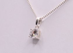 DIAMOND STUD PENDANT CHAIN NECKLACE 17.75