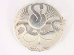 THREE NORNES BROOCH STERLING SILVER SHETLAND LADIES VINTAGE 925 6.3G CK69