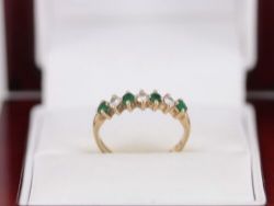 DIAMOND AND EMERALD RING 9CT GOLD LADIES ENGAGEMENT SIZE K N27