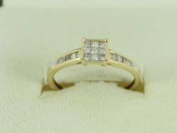 DIAMOND CLUSTER RING 9CT GOLD LADIES SIZE N 1/2 375 1.5G ET57