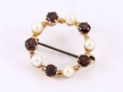 PEARL AND GARNET BROOCH 9CT GOLD LADIES STUNNING VINTAGE 375 3.4G AZ96