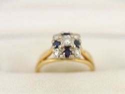 DIAMOND AND SAPPHIRE RING 18CT GOLD LADIES SIZE I 1/2 750 4.8G BP62