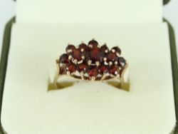 GARNET CLUSTER RING 9CT GOLD LADIES STUNNING SIZE O 375 3G FR56