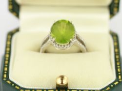 DIAMOND & PERIDOT HALO RING 18CT WHITE GOLD LADIES SIZE L 1/2 750 6.7G EM21