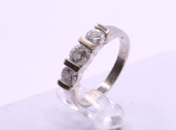 DIAMOND TRINITY RING SIZE P 1/2 LADIES STERLING SILVER SIMULATED 3.4G