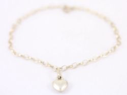 HEART CHARM BRACELET STERLING SILVER LADIES STUNNING 2.9G BG10