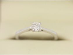 DIAMOND SOLITAIRE RING ONE LOVE 18CT WHITE GOLD LADIES SIZE N 750 2.9G CB87