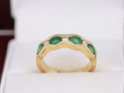 DIAMOND AND EMERALD RING 18CT GOLD LADIES ENGAGEMENT SIZE L W99