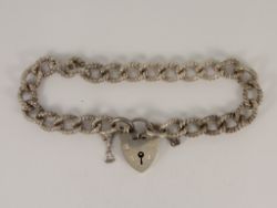 VINTAGE ROPE CABLE CHAIN BRACELET STERLING SILVER HEART PADLOCK 7