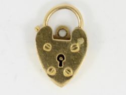 HEART PADLOCK CLASP 9CT GOLD VINTAGE GATE BRACELET LADIES 375 2G DF47