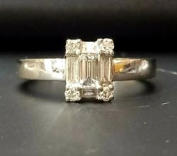 PRE LOVED EMERALD BAGUETTE ROUND DIAMOND RING/ WHITE GOLD 0.55CT *FREE DELIVERY