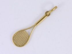 TENNIS RACKET PENDANT 18CT YELLOW GOLD LADIES GENTS CHARM 750 1.1G AK28