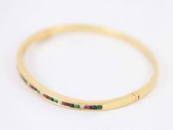 DIAMOND BANGLE RUBY EMERALD SAPPHIRE 18CT GOLD LADIES 7.25