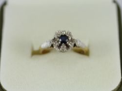 DIAMOND & SAPPHIRE RING 18CT GOLD LADIES SIZE L 750 3.7G EO14