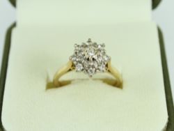 DIAMOND CLUSTER RING 18CT GOLD LADIES SIZE M 3/4 750 4.7G ET17