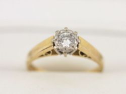 EXCEPTIONAL DIAMOND SOLITAIRE RING 18CT GOLD LADIES SIZE M 1/2 750 3.5G B1