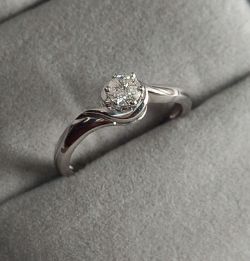0.25CT DIAMOND ENGAGEMENT RING WHITE GOLD