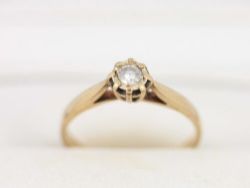 DIAMOND SOLITAIRE RING 9CT GOLD LADIES SIZE N 375 1.8G Y3