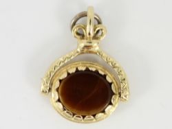 VINTAGE SPINNER FOB 9CT GOLD CARNELIAN TIGERS EYE ALBERT CHAIN 375 4.9G DJ61