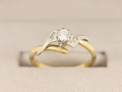 DIAMOND SOLITAIRE RING 18CT GOLD LADIES SIZE N 750 2.8G CS60