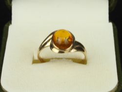 AMBER SOLITAIRE RING 9CT GOLD LADIES STUNNING SIZE Q 1/2 375 2.4G FE84