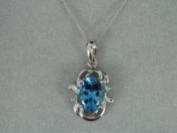DIAMOND & SWISS BLUE TOPAZ PENDANT 9CT WHITE GOLD LADIES 375 3G FE68