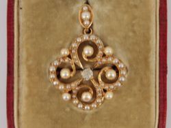 ANTIQUE DIAMOND & SEED PEARL BROOCH 18CT GOLD LADIES 750 6G GF37