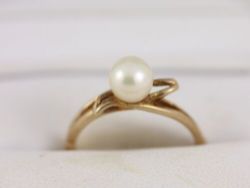 PEARL SOLITAIRE RING 9CT GOLD STUNNING SIZE N 375 2.2G AM42