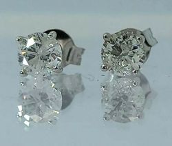 1.05 CT DIAMOND STUD'S WHITE GOLD