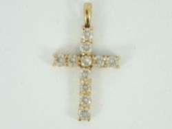 CLUSTER CROSS PENDANT 9CT GOLD LADIES STUNNING 375 3.2G FE26