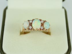 VINTAGE DIAMOND & OPAL RING 18CT GOLD LADIES SIZE P 1/2 750 3.8G EX72