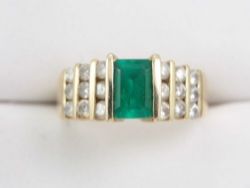 HELZBERG DIAMOND RING EMERALD 14K GOLD LADIES IDEAL GIFT SIZE L V92