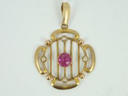 VINTAGE RUBY & SEED PEARL 9CT GOLD LADIES STUNNING 375 1.4G FE55