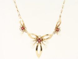PEARL AND GARNET NECKLET 9CT GOLD LADIES STUNNING 375 4.8G CU57