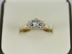 DIAMOND & SKY BLUE TOPAZ RING 9CT GOLD LADIES SIZE M 1/2 375 2.1G EO16