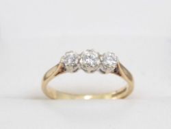 DIAMOND ENGAGEMENT RING 9CT GOLD LADIES IDEA GIFT SIZE J 1/2 J15