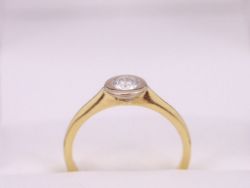 DIAMOND SOLITAIRE RING 18CT GOLD BEAUTIFUL LADIES STUNNING SIZE J Z28