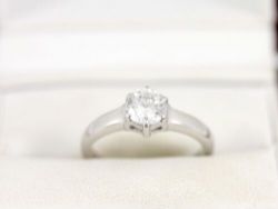 SOLITAIRE RING 9CT WHITE GOLD I LOVE YOU LADIES SIZE M 1/2 375 2.9G AW95