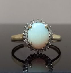 OPAL & DIAMOND DRESS RING YELLOW GOLD