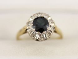 DIAMOND SAPPHIRE HALO RING 18CT GOLD LADIES SIZE L 1/2 750 3.4G BO85